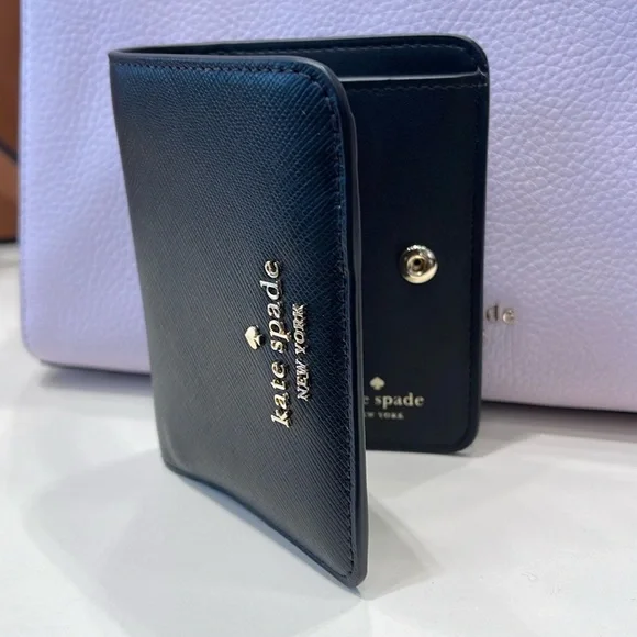 Kate Spade Madison Small Bifold Wallet
Black
NWT - Picture 2 of 16